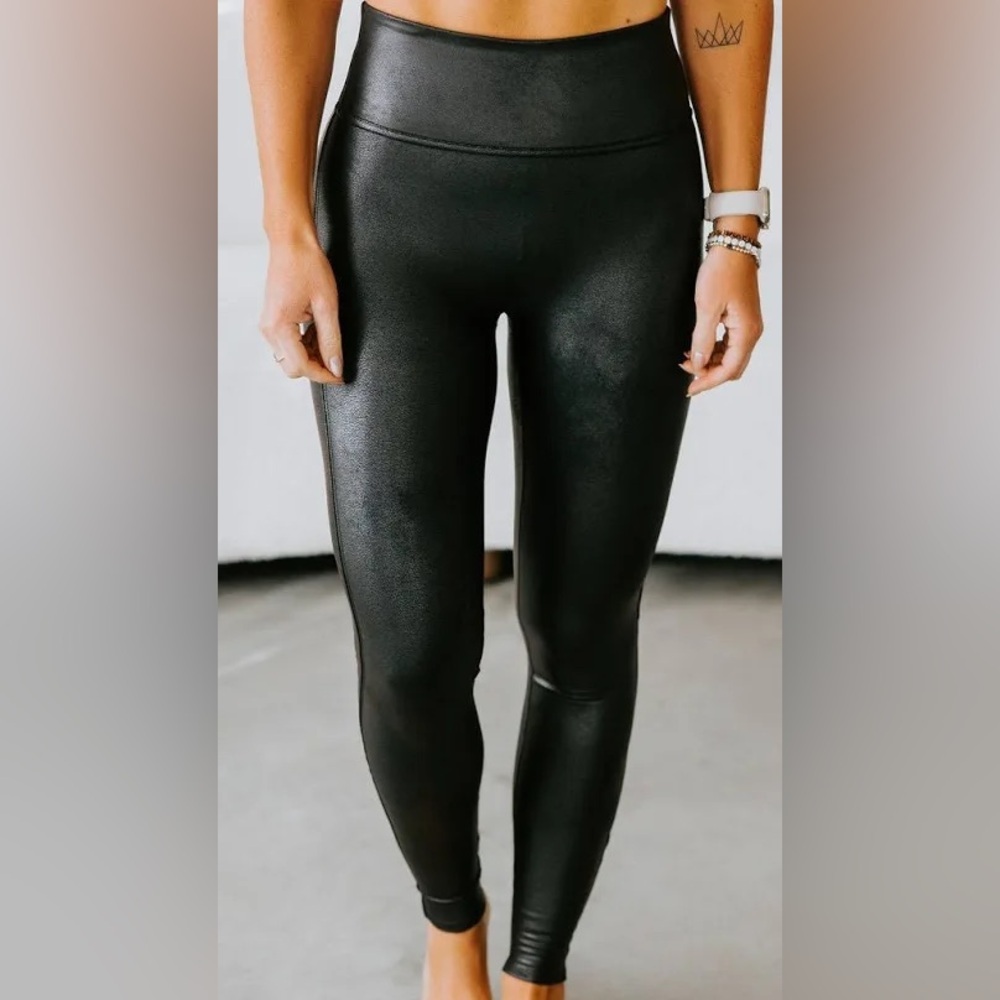 Black Metallic Spanx Leggings XL